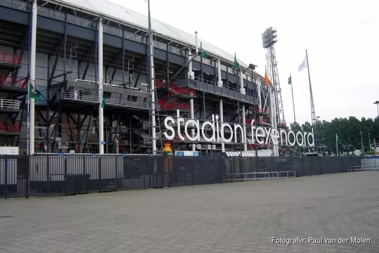 Feyenoord nipt langs PEC Zwolle