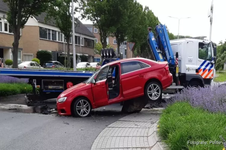 Drie aanhoudingen na achtervolging gestolen auto