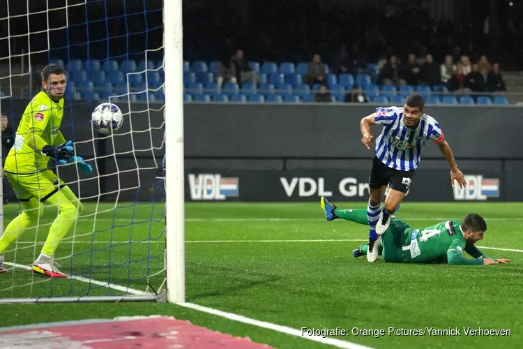 FC Eindhoven haalt flink uit tegen FC Dordrecht