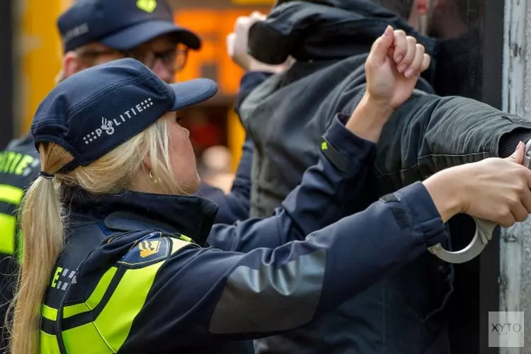 Drie mannen aangehouden op verdenking van drugsdealen