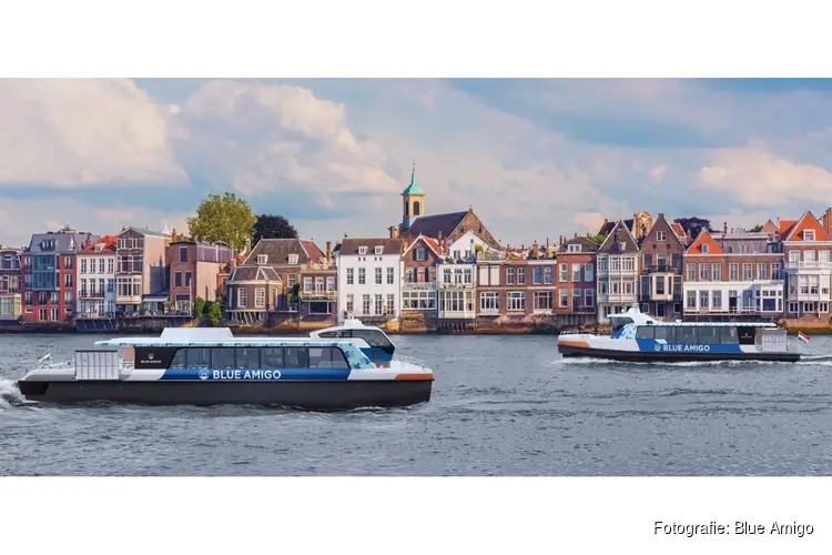 Waterbus vaart in zomer ook op zondag tussen Hooikade en Veerplein