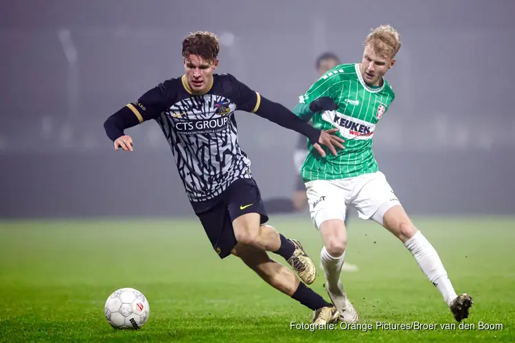 Jong AZ pakt knap punt bij FC Dordrecht